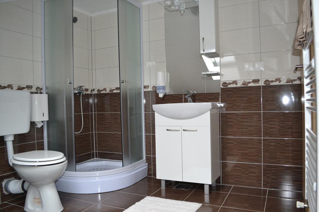 Guesthouse Zalac スルニュ エクステリア 写真
